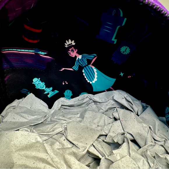 NWT. Loungefly Disney's The Haunted Mansion Madame Leota Mini Backpack glows - Picture 16 of 16